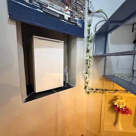 Cozy Yellow Istanbul